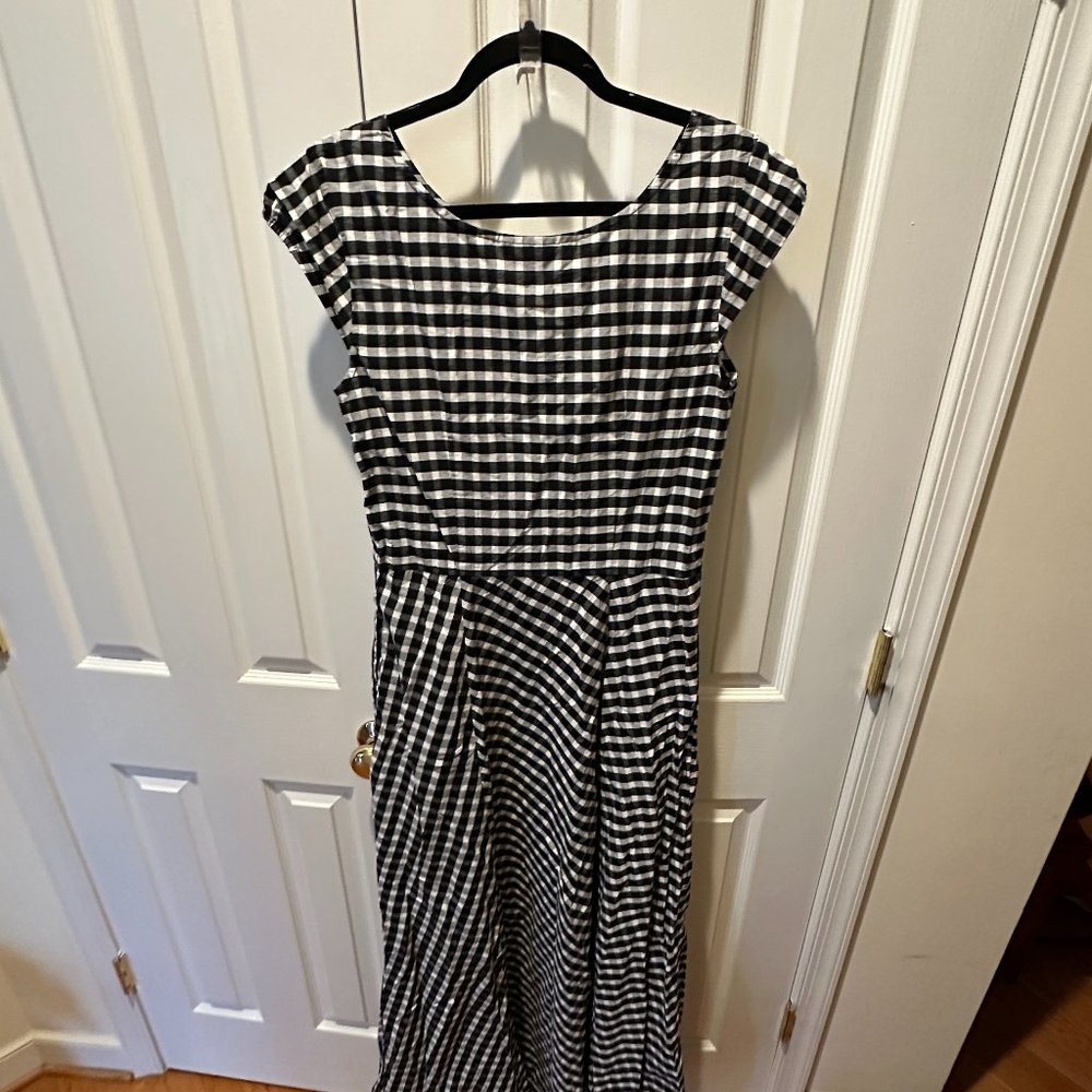 Eshakti Size 12 Black and White Gingham Maxi Dress